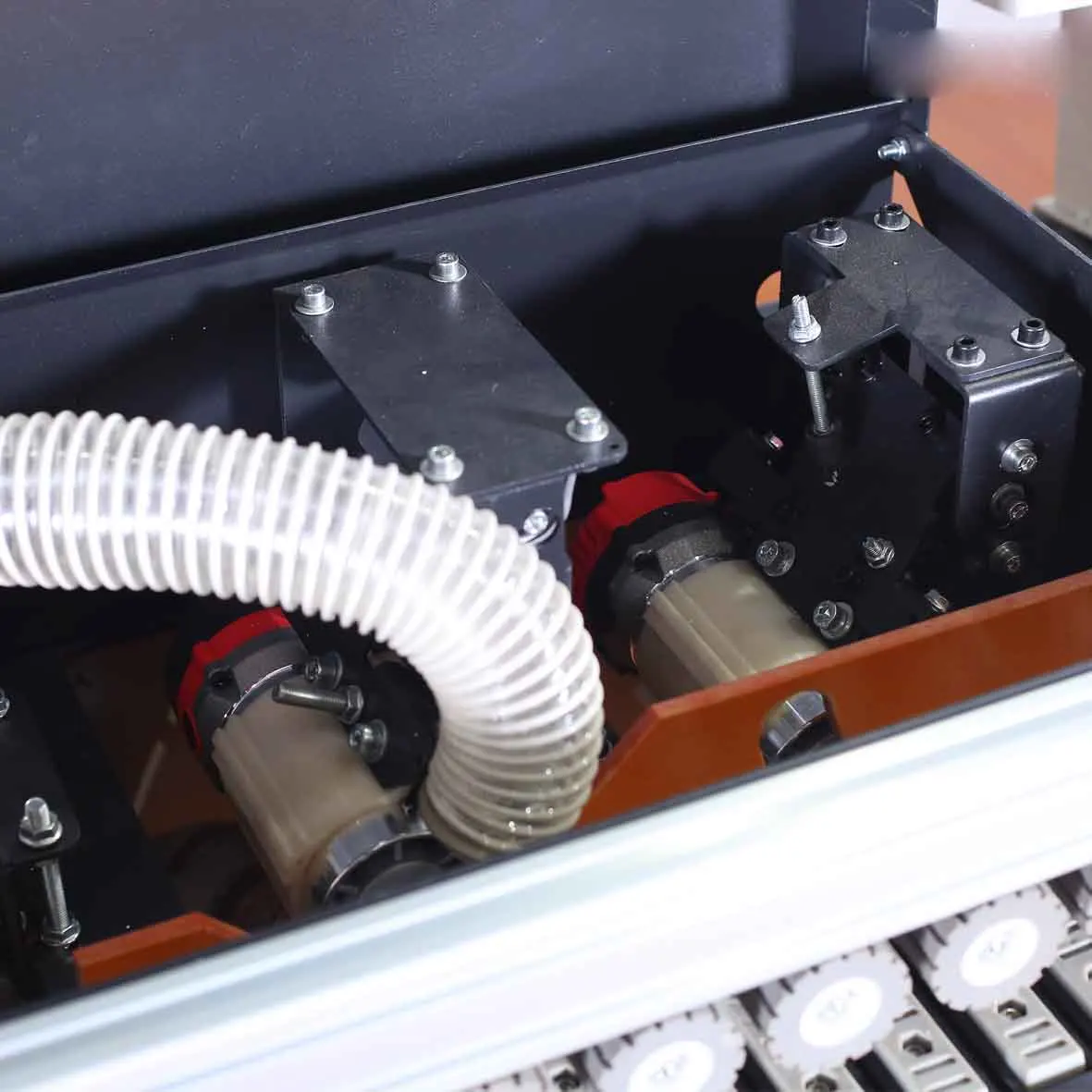 802 Portable PVC Edge Banding Machine for Wood Based Panels – Manufacturer - Image 6