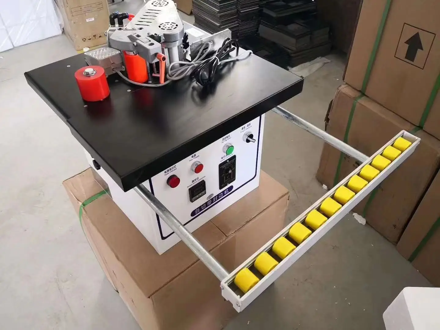 Mini Edge Banding Machine with Curve Straight Line – Factory Supply - Image 4